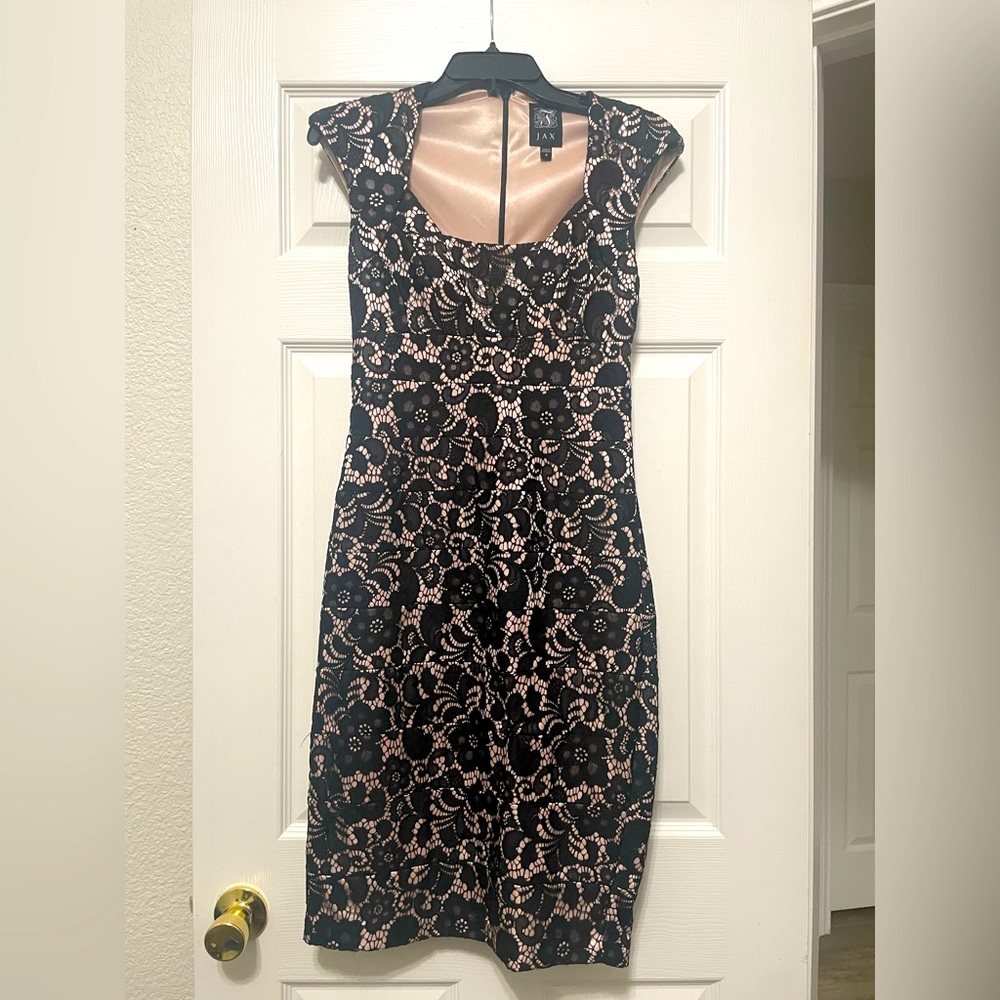 Black and Tan Laced Dress. Perfect for any occasion.